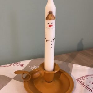 Емайлиран свещник